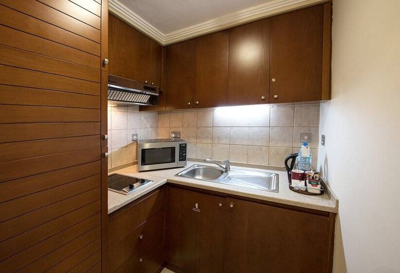 Люкс 2 Спальни, Al Rawda Arjaan By Rotana, Abu Dhabi