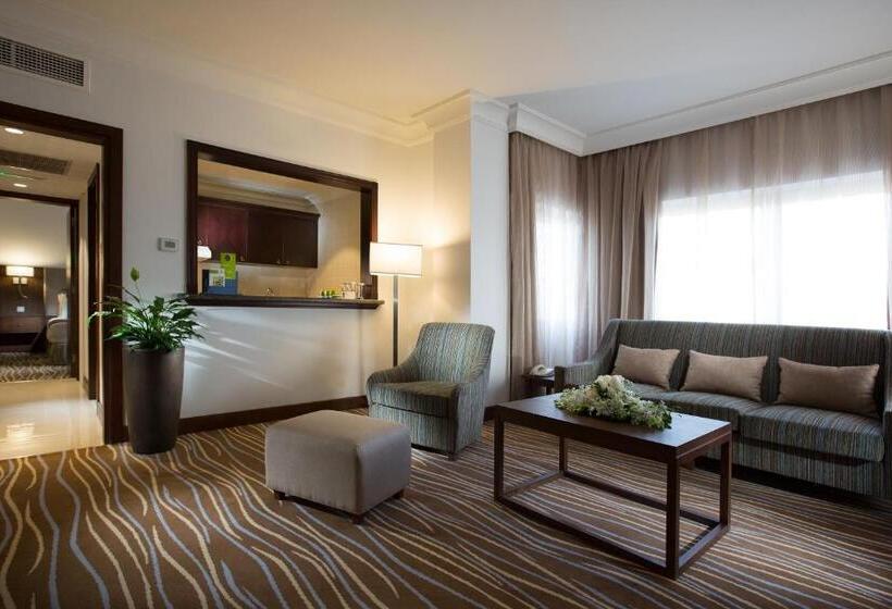 Люкс Премиум, Copthorne Downtown By Millennium