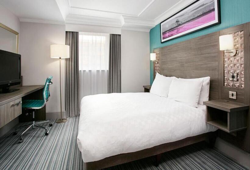 Номер Superior, Leonardo Middlesbrough