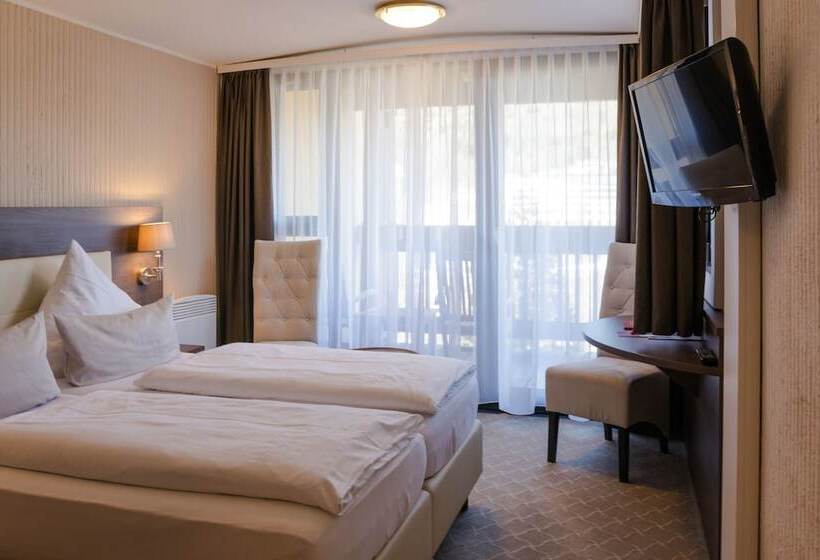디럭스 룸, Parkhotel Luise Bad Herrenalb