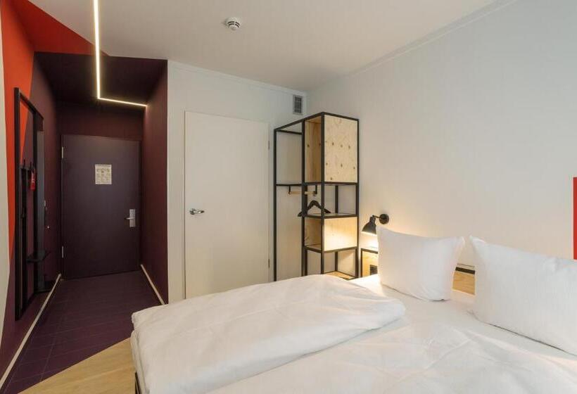 Номер Стандарт, Meininger Hotel Leipzig Hauptbahnhof
