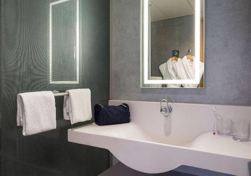Номер Superior, Novotel Lausanne Bussigny