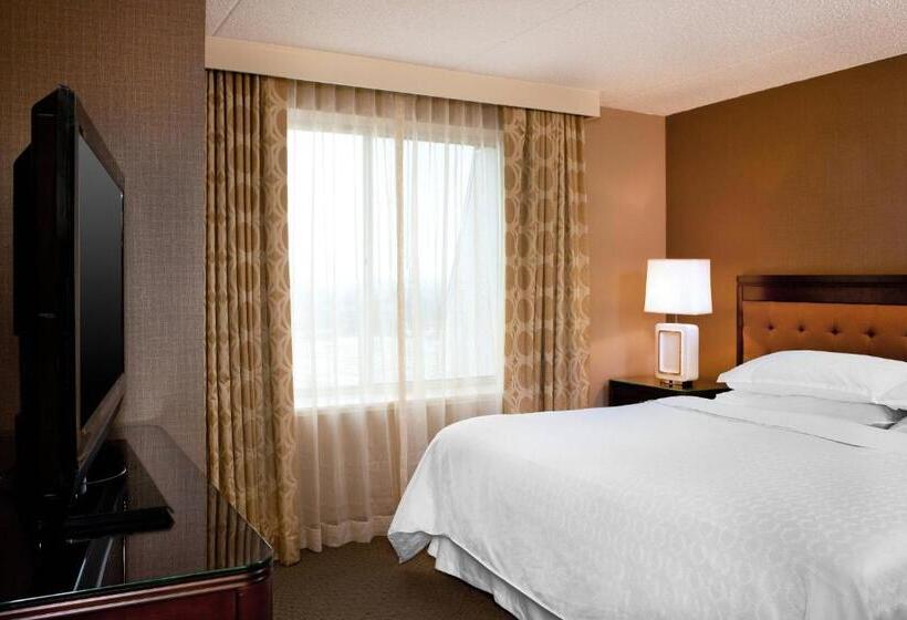 Люкс Клуб, Sheraton Great Valley