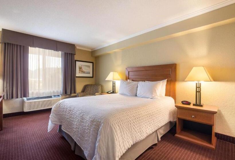 Номер Стандарт, Best Western Plus Norwester Hotel & Conference Centre