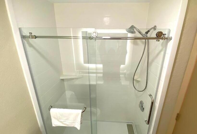 스탠다드 룸 더블 침대 2개, Surestay Plus By Best Western Reading North