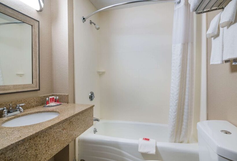 Номер Стандарт Двуспальная Кровать, Econo Lodge Bostonmalden