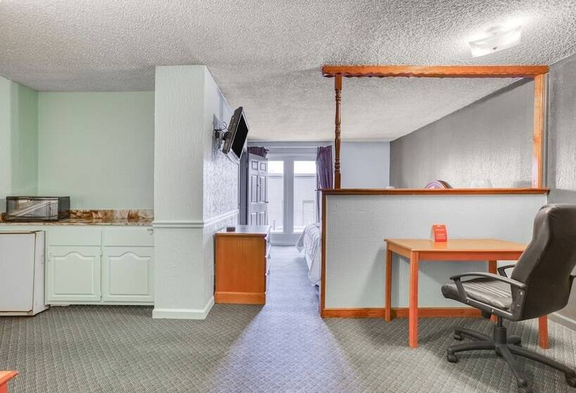 Люкс, Presidential Suites Tulsa