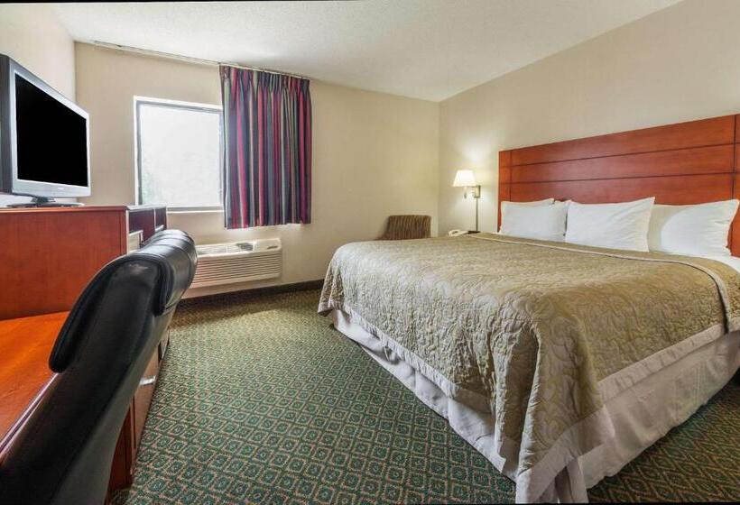 Стандартный Номер Кровать Кинг, Super 8 By Wyndham St Charles