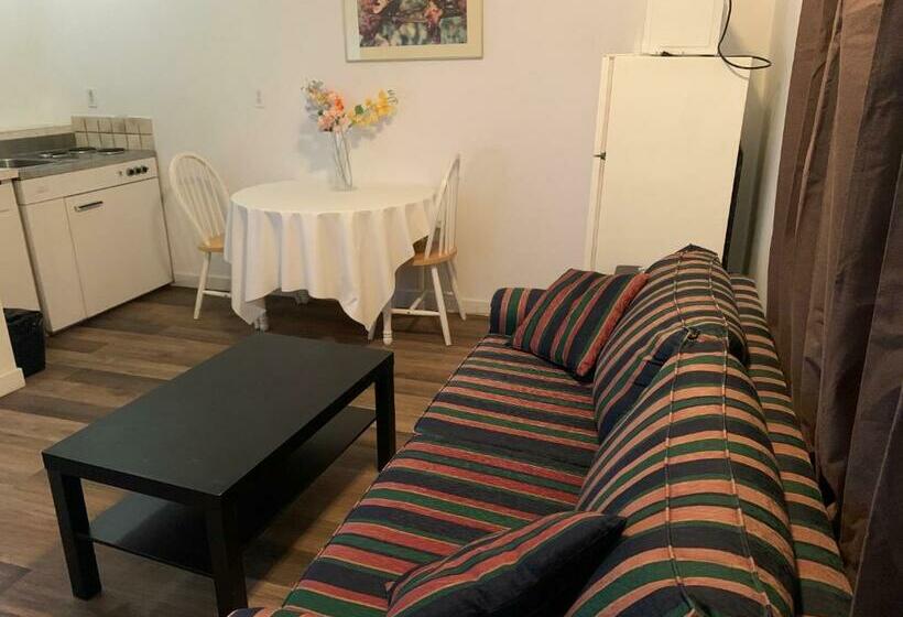 スイート, Swiss Sunset Inn