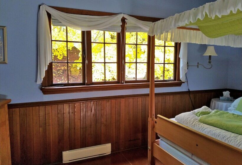 Люкс Повышенной Комфортности, Wedgwood Manor And Glamping Retreat
