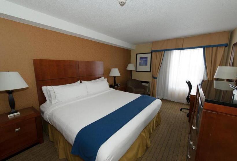キングサイズベッドのスタンダードルーム, Sandman Hotel & Suites London Downtown