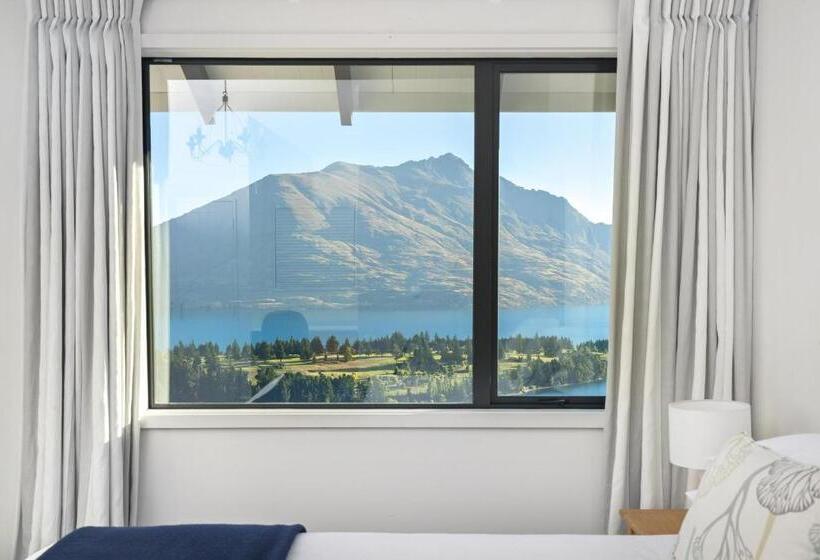 Апартаменты 1 Спальня, Amity Serviced Apartments