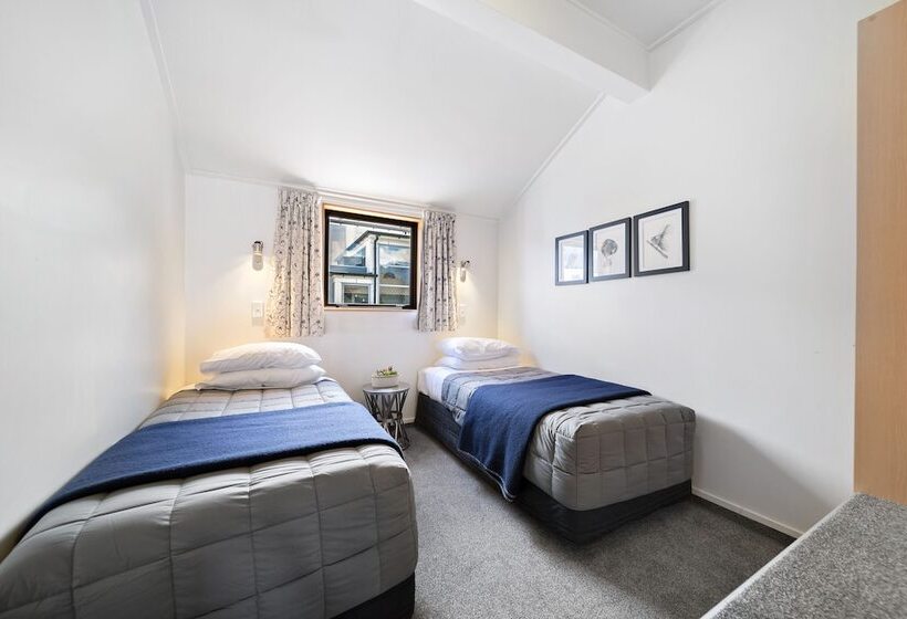 Апартаменты 1 Спальня, Amity Serviced Apartments