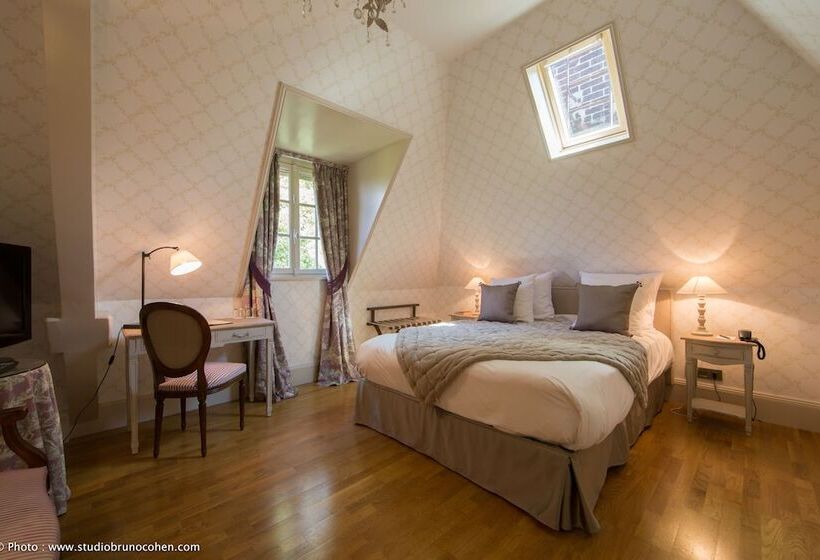 Номер Стандарт, Le Chateau De La Tour