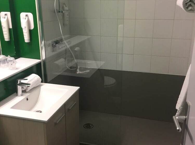 Номер Стандарт, Brit Hotel Confort Morlaix