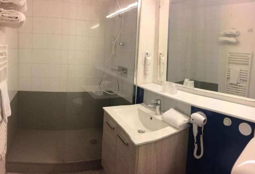 Номер Стандарт, Brit Hotel Confort Morlaix