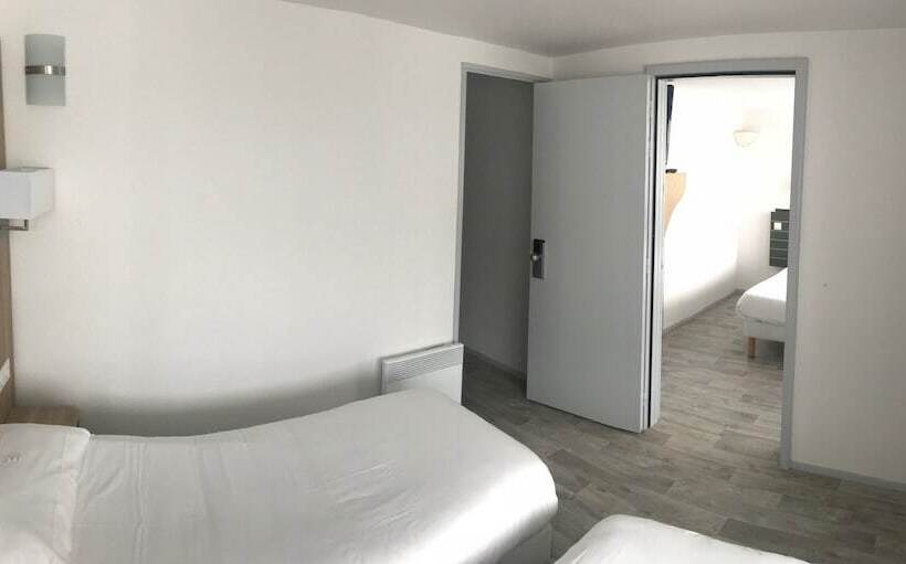 Номер Стандарт, Brit Hotel Confort Morlaix