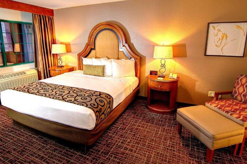 带大床的套房, Best Western Plus Boomtown Casino