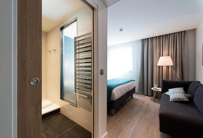 디럭스 룸 킹사이즈 침대, Golden Tulip Sophia Antipolis   Hotel & Spa