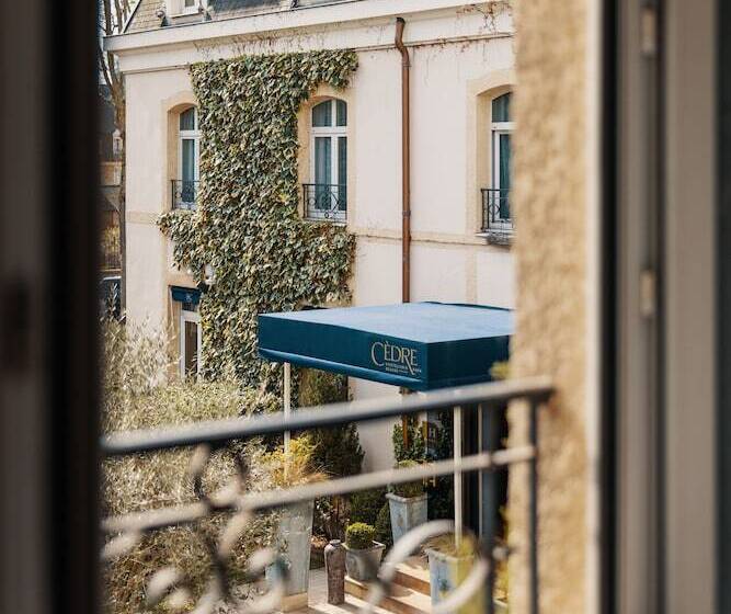 Семейный Номер, Hostellerie Cèdre & Spa Beaune