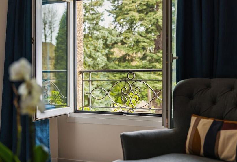 Семейный Номер, Hostellerie Cèdre & Spa Beaune