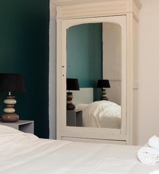 이코노미 룸, Hôtel & Restaurant Le Patio Vichy
