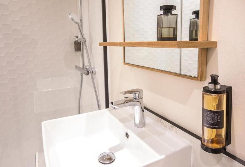 Семейный Номер, Hôtel Life Marseille Vp   Vieux Port