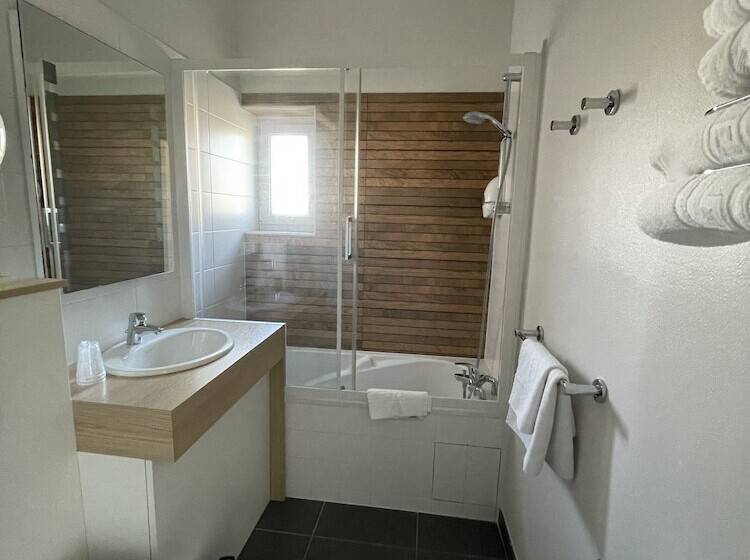 Трехместный Номер Superior, Urban Jungle Hôtel Orleans