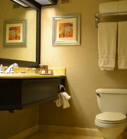 带大床的豪华间, Treasure Island   Ti Las Vegas Hotel & Casino