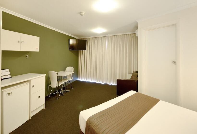Номер Стандарт с Балконом, Atlantic Tower Motor Inn