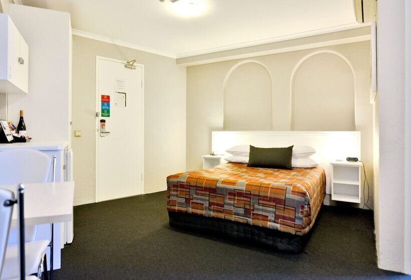 Номер Стандарт с Балконом, Atlantic Tower Motor Inn