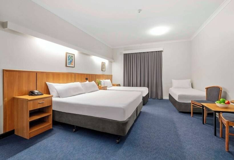 이코노미 패밀리 스위트, Metro Hotel Perth City