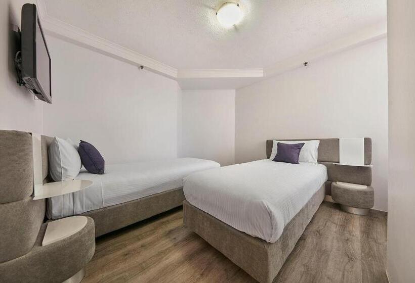 디럭스 패밀리 룸, Novotel Surfers Paradise