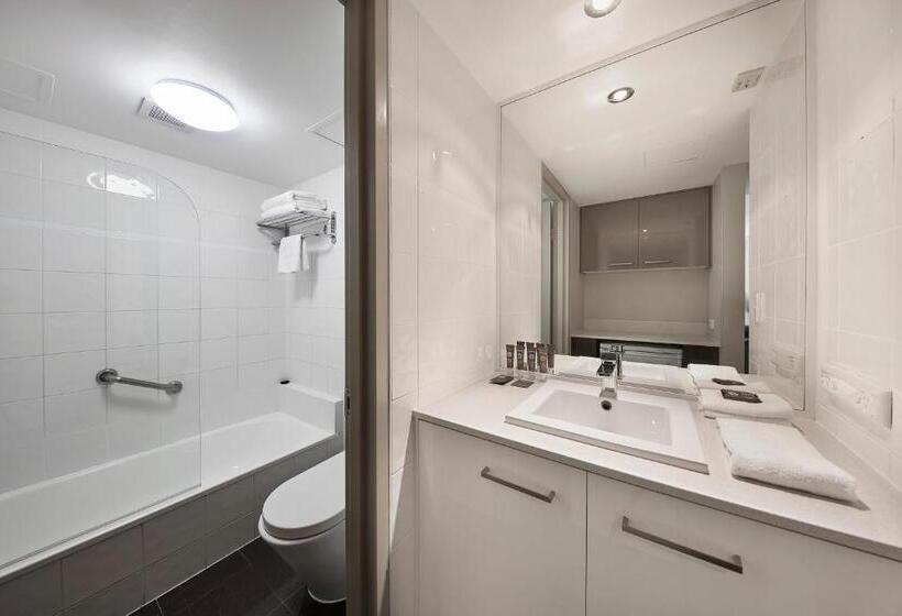 수피리어 룸 바다 전망, Novotel Surfers Paradise