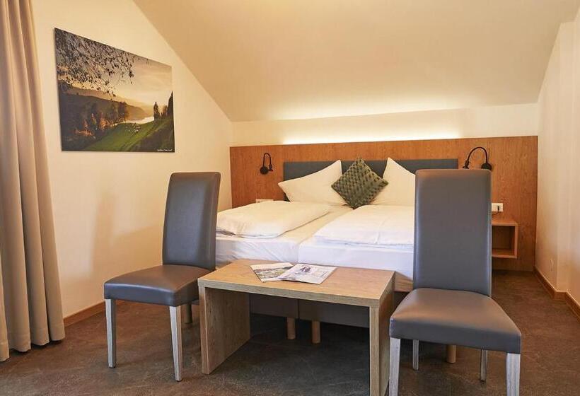 Семейный Номер, Dei Hotel Schönblick