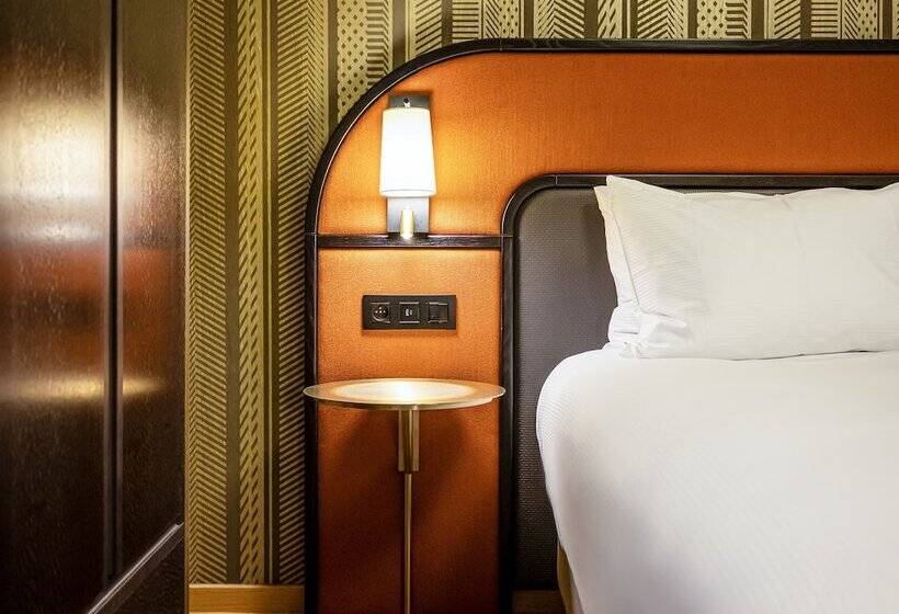اتاق استاندارد, Doubletree By Hilton Brussels City