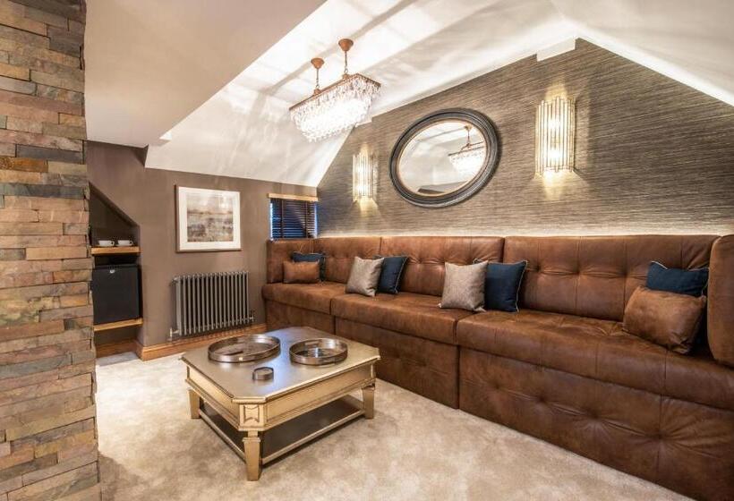 Полулюкс, Boringdon Hall Hotel And Spa