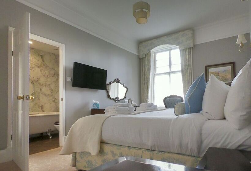Номер Deluxe, Coul House