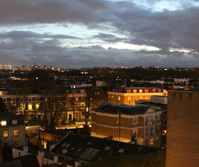 Номер Стандарт, Stamford Bridge Hotel London