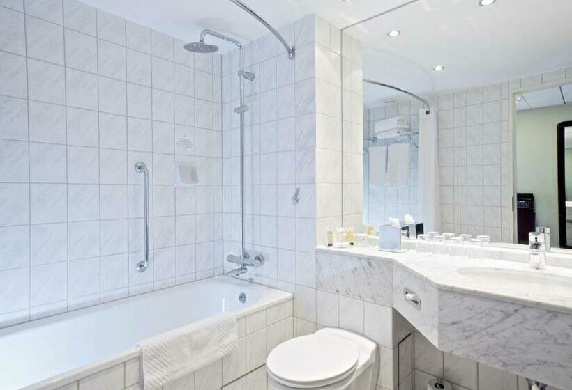 Номер Superior, Stamford Bridge Hotel London