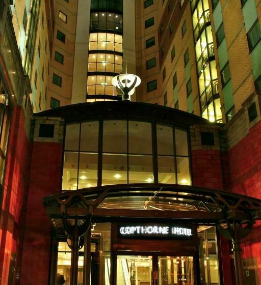 家庭间, Stamford Bridge Hotel London