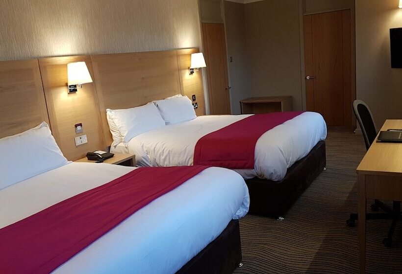 اتاق خانوادگی, Best Western Heath Court