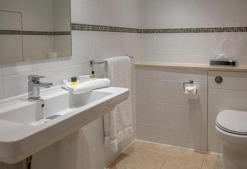 اتاق سوپریور سه تخته, Best Western Heath Court