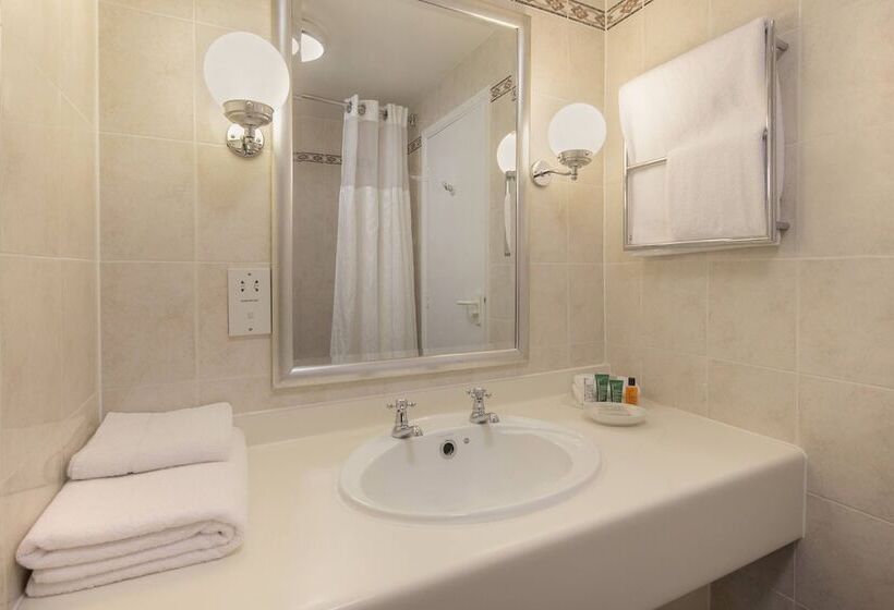 Классический Номер, Delta Hotels By Marriott Milton Keynes