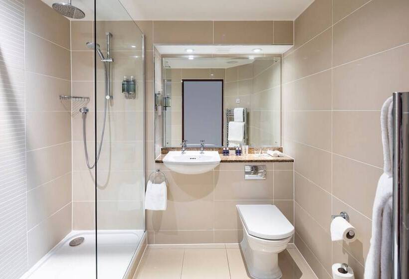 Номер Deluxe, Edinburgh Marriott Hotel Holyrood