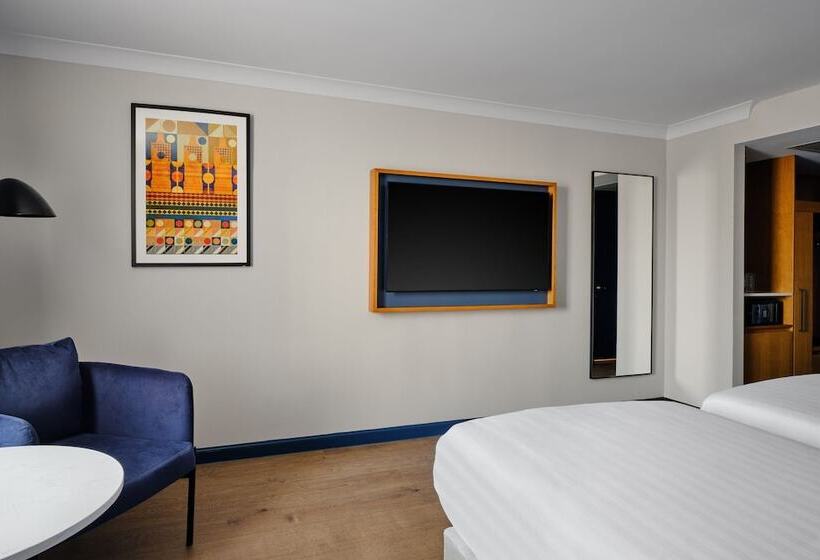Номер Стандарт, Edinburgh Marriott Hotel Holyrood