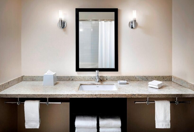 스탠다드 룸 더블 침대 2개, Four Points By Sheraton Mississauga  Meadowvale
