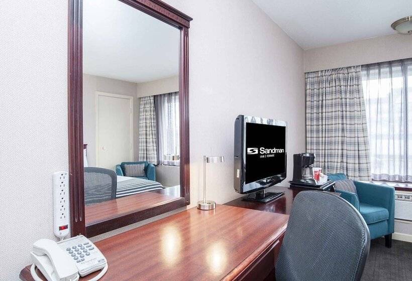Номер Стандарт 2 Двуспальные Кровати, Sandman Hotel Terrace