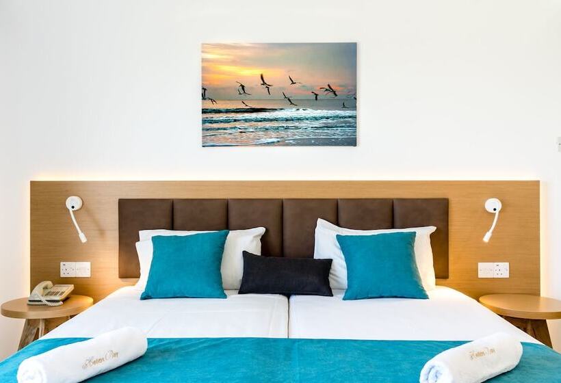 海の見えるスタンダードスタジオ, Helios Bay Hotel And Suites