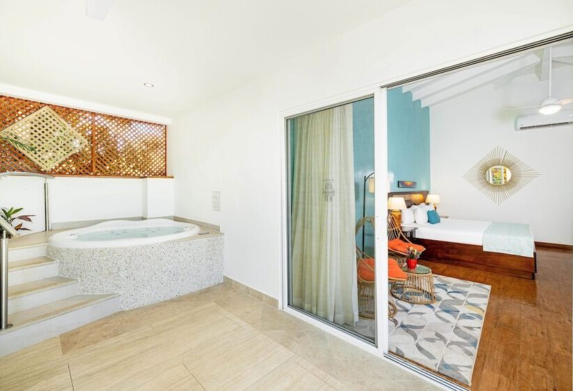 스위트, Tamarindo Diria Beach Resort